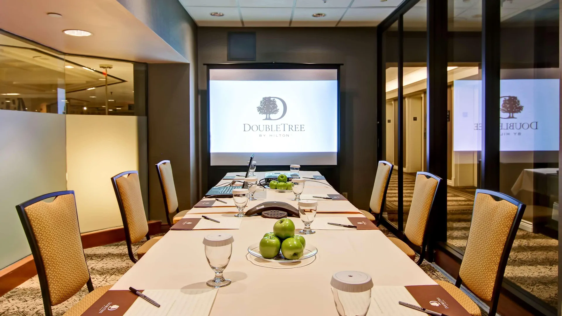 ****  Doubletree By Hilton Toronto Downtown Otel Kanada
