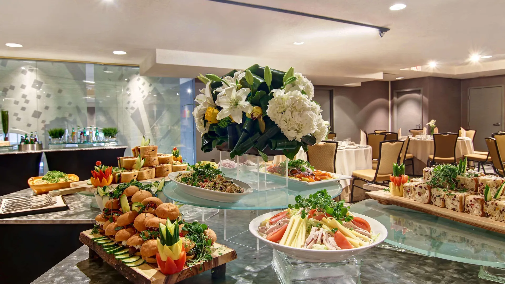 Doubletree By Hilton Toronto Downtown Otel