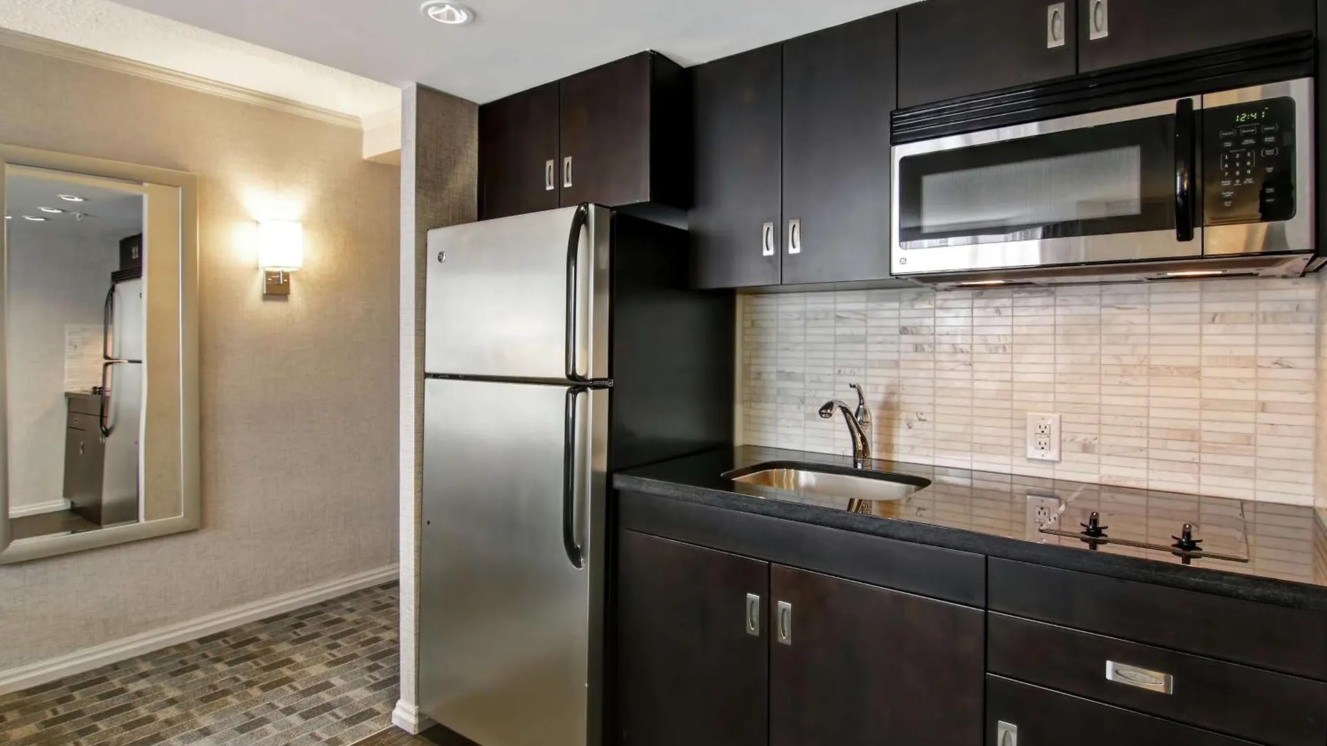 Doubletree By Hilton Toronto Downtown Otel