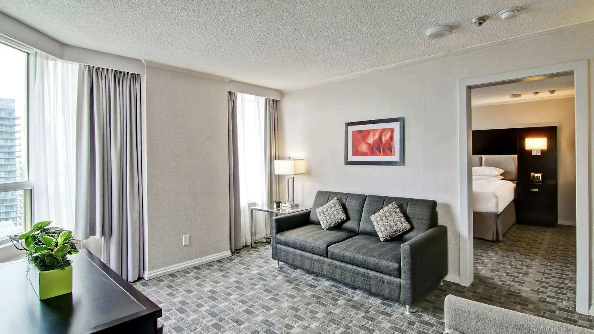 Doubletree By Hilton Toronto Downtown Otel