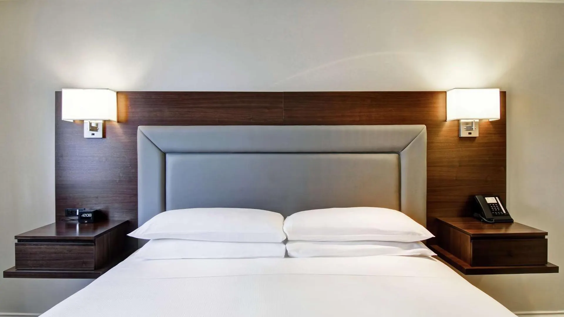 Doubletree By Hilton Toronto Downtown Otel 4*,  Kanada