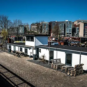 Bed & Breakfast Houseboat 