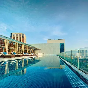 Hotel Stripes Kuala Lumpur, Autograph Collection *****