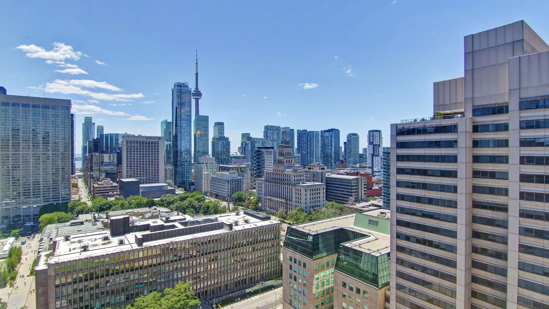 Doubletree By Hilton Toronto Downtown Hotel