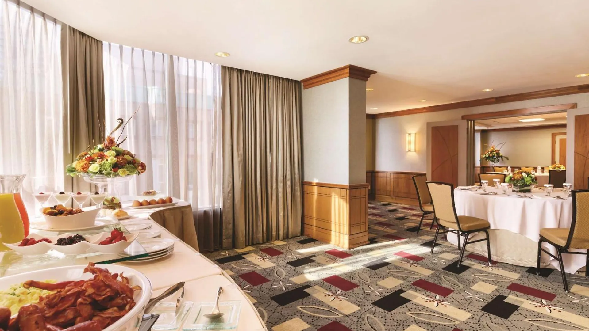 ****  Doubletree By Hilton Toronto Downtown Hotel Canada